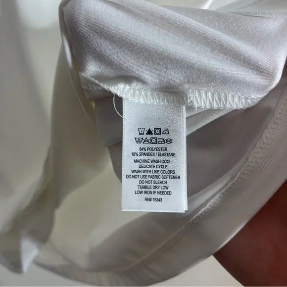 Tommy Bahama Size Medium Golf White Palm Collar Polo Shirt Performance K12 - Picture 4 of 6